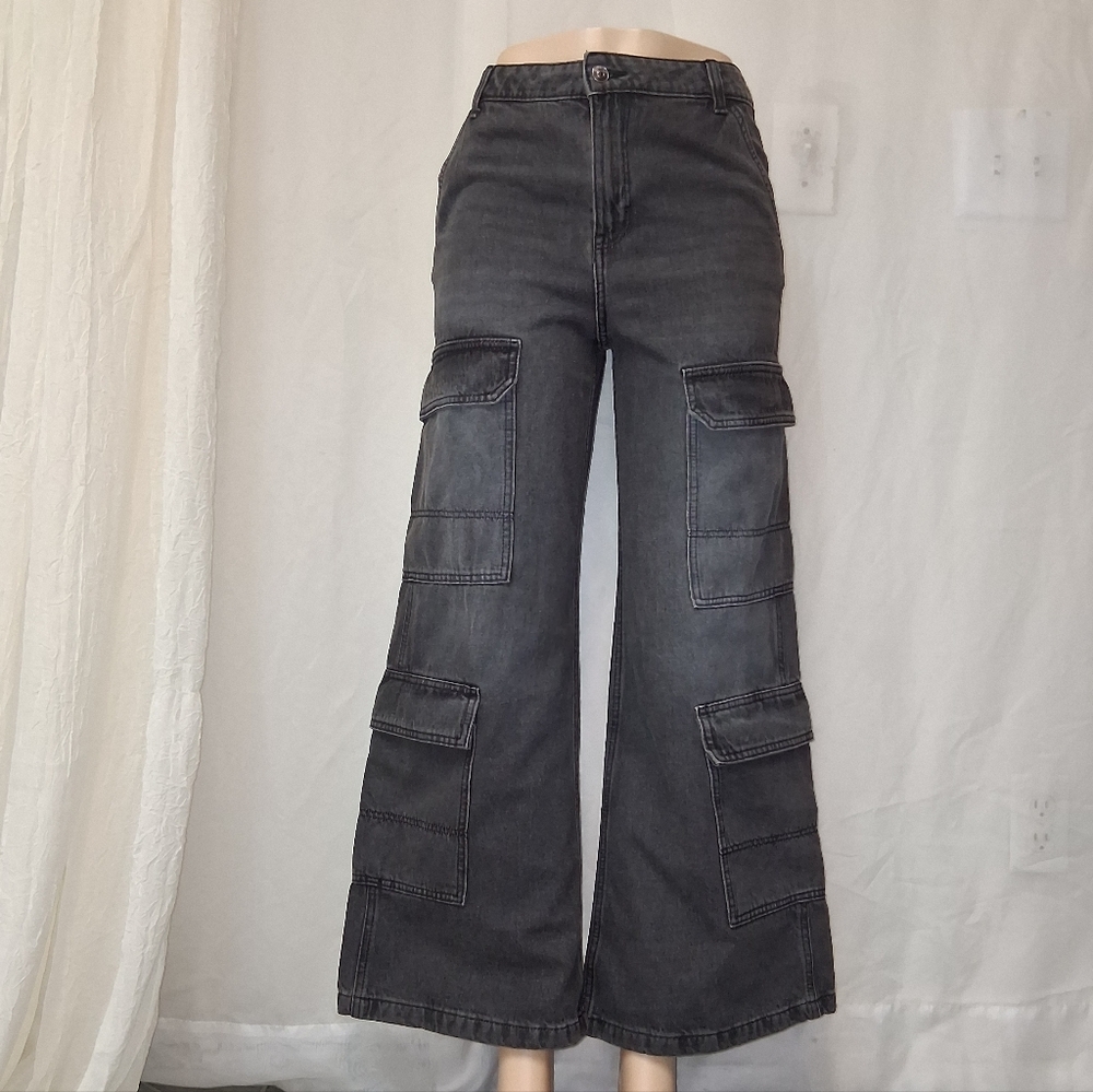 H&M Divided New Women Black and Gray Denim Jeans Size 4 Made In Bangladesh